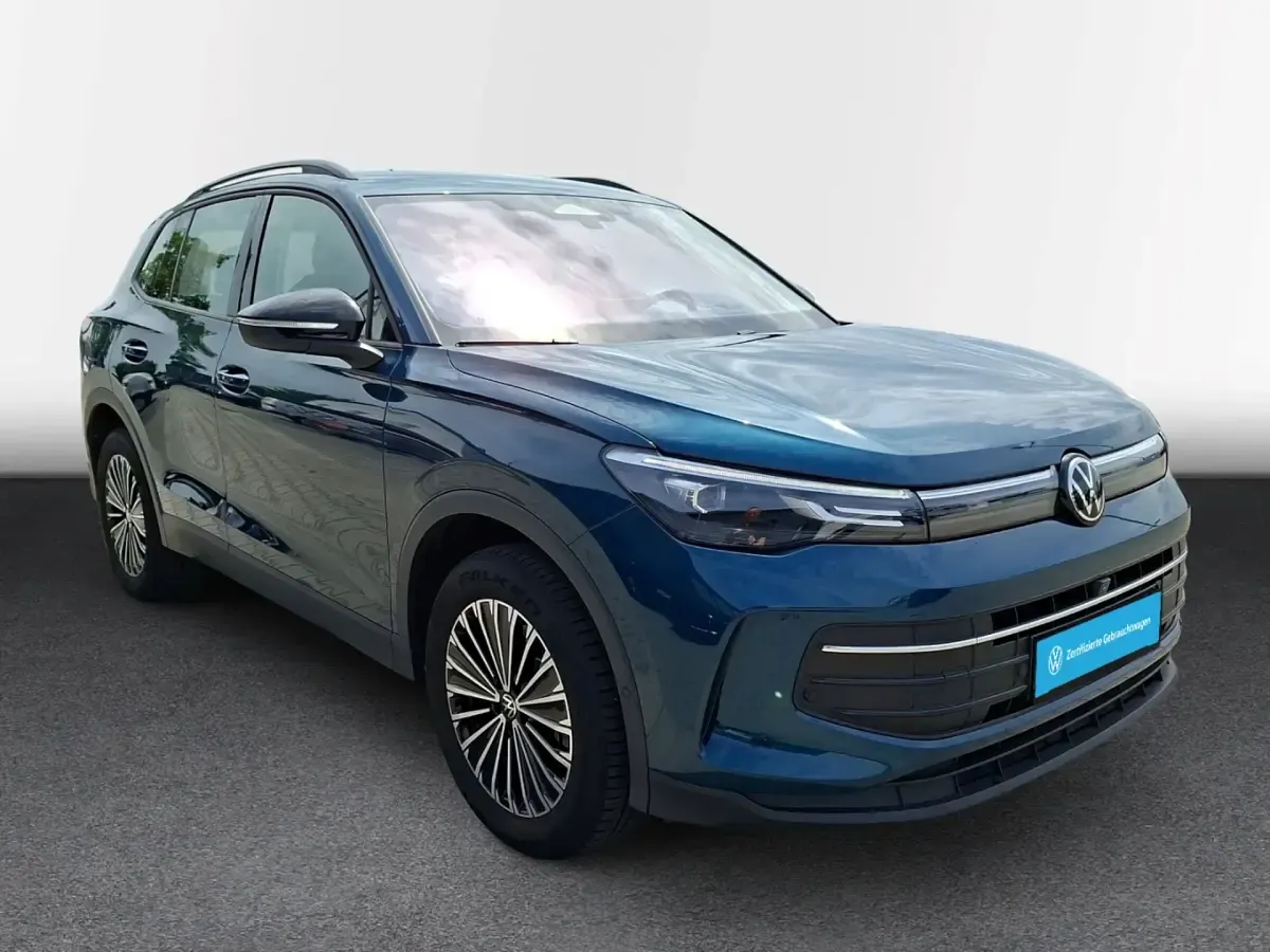 Gebraucht VW Tiguan Goal 204 PS (150 kW) 2025 Blau SUV