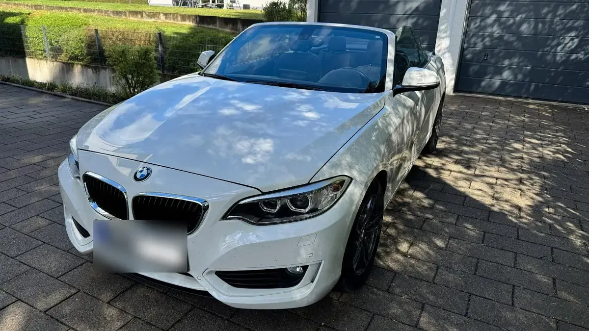 Gebraucht BMW 218 Advantage 150 PS (110 kW) 2016 Weiß Cabrio