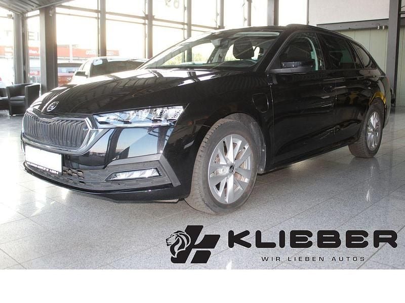 Schwarzmagic perleffekt Gebraucht 2022 Skoda Octavia Kombi | 19.970 € (Superpreis) - Bild 1/4