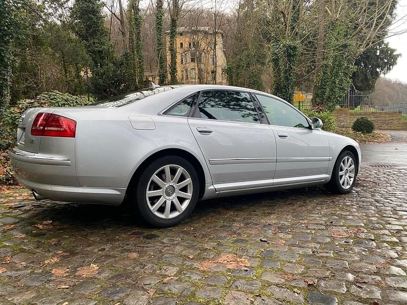 Gebraucht Audi A8L 349 PS (256 kW) 2008 Silber Limousine