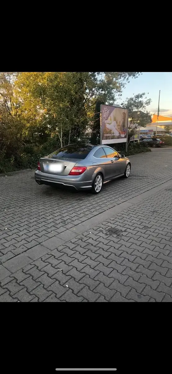 Gebraucht Mercedes C250 AMG 204 PS (150 kW) 2012 Silber Coupé
