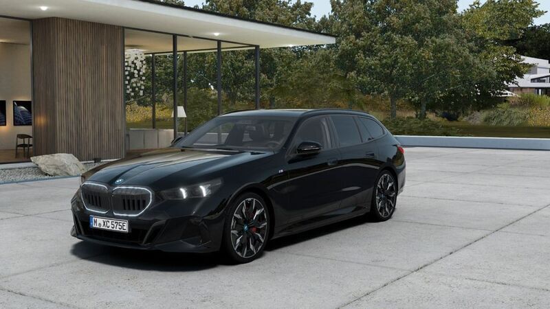 Schwarz Neu 2025 BMW 550e Performance Kombi | 81.599 € (Superpreis) - Bild 1/4