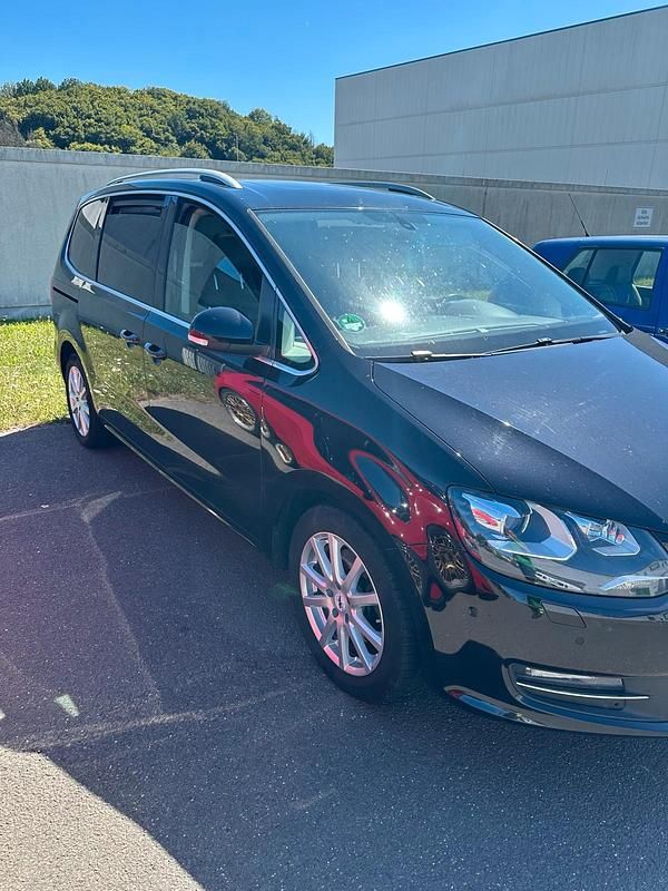 Gebraucht VW Sharan 170 PS (125 kW) 2011 Schwarz Van / Kleinbus