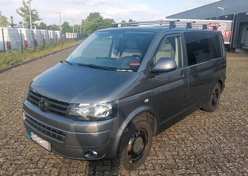 Grau Gebraucht 2011 VW T5 Van | 13.900 € - Bild 1/4