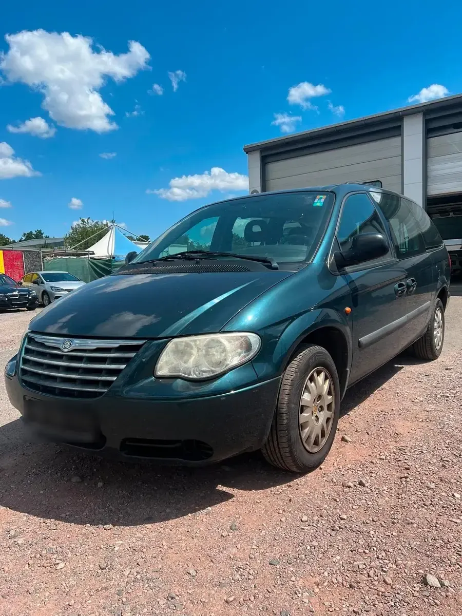 Gebraucht Chrysler Grand Voyager 150 PS (110 kW) 2005 Grün Van / Kleinbus