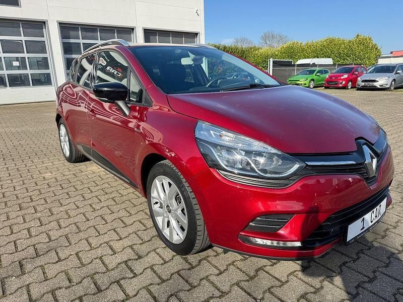 Gebraucht Renault Clio IV LIMITED 90 PS (66 kW) 2018 Rot Limousine