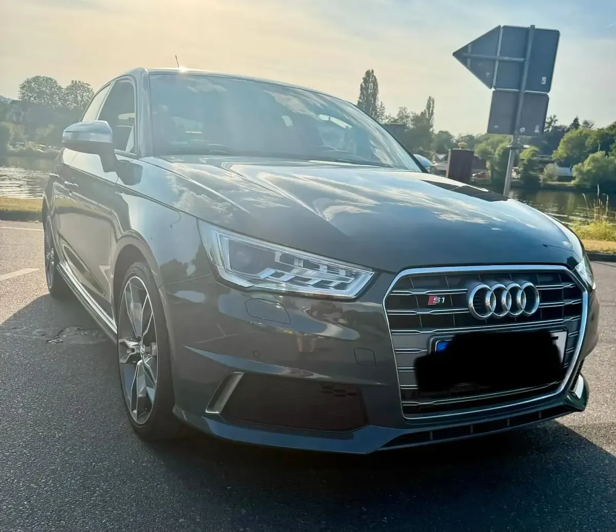 Gebraucht Audi S1 Sportback 231 PS (169 kW) 2016 Grau Kleinwagen
