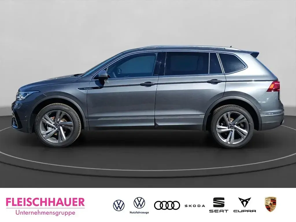 Gebraucht VW Tiguan Allspace R-line 150 PS (110 kW) 2024 Grau SUV
