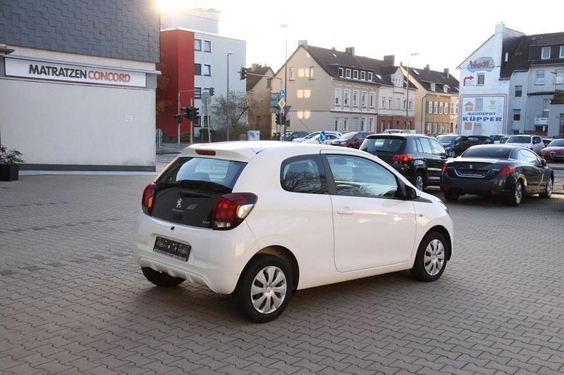 Gebraucht Peugeot 108 Active 72 PS (52 kW) 2020 Weiß Kleinwagen