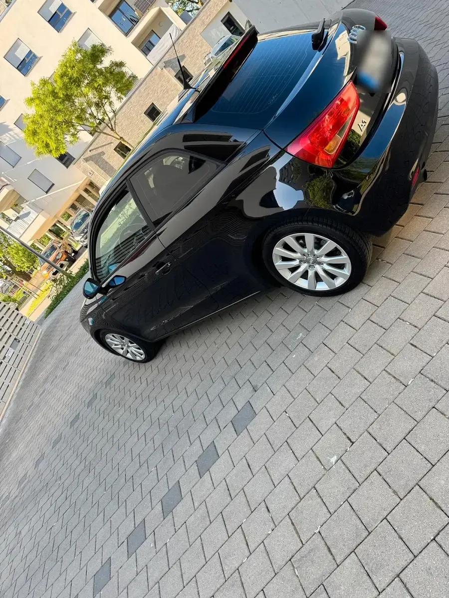 Usata Audi A1 101 CV (74 kW) 2010 Nero Utilitaria
