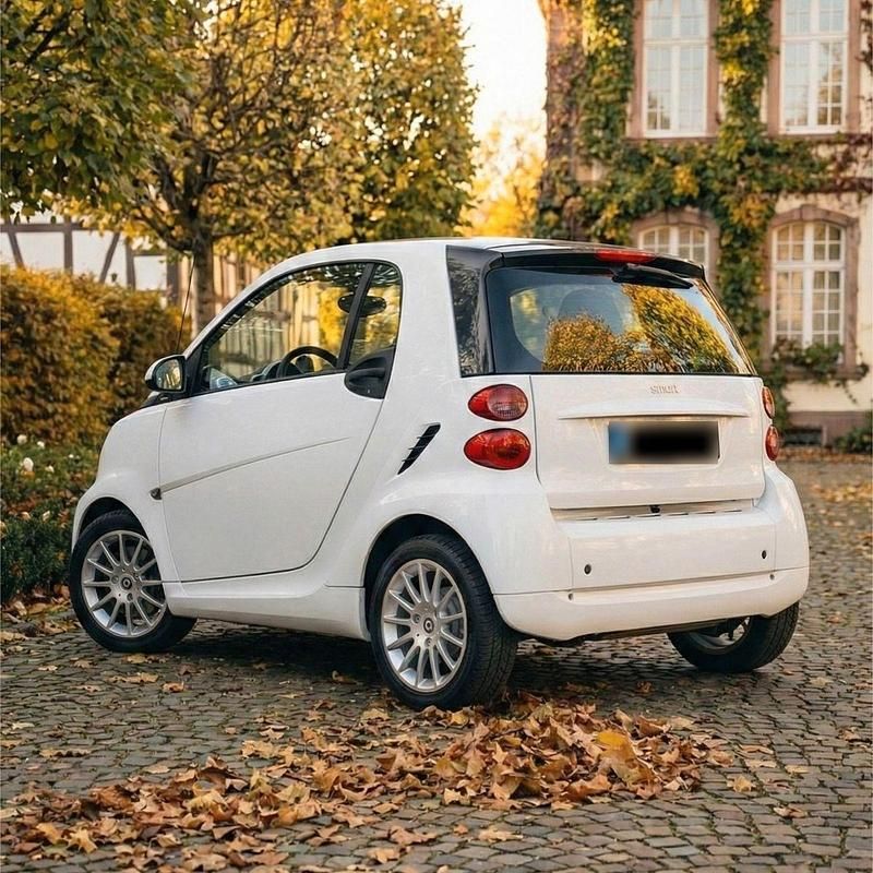 Gebraucht Smart ForTwo Coupé Passion 84 PS (61 kW) 2011 Weiß Coupé
