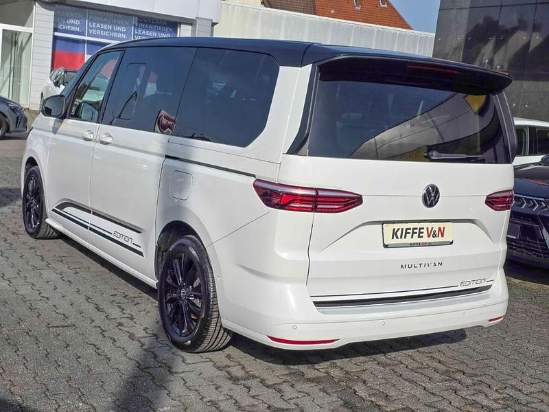 Gebraucht VW Multivan Edition 150 PS (110 kW) 2024 Weiß Van