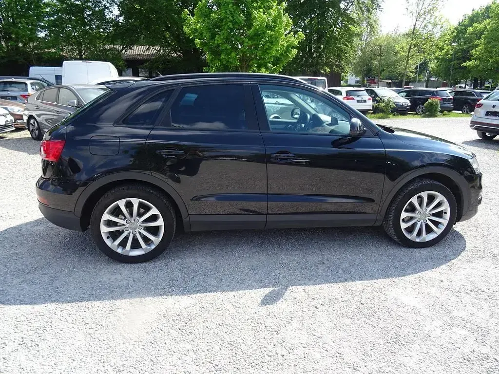 Second-hand Audi Q3 Advanced 140 CP (102 kW) 2013 Negru SUV