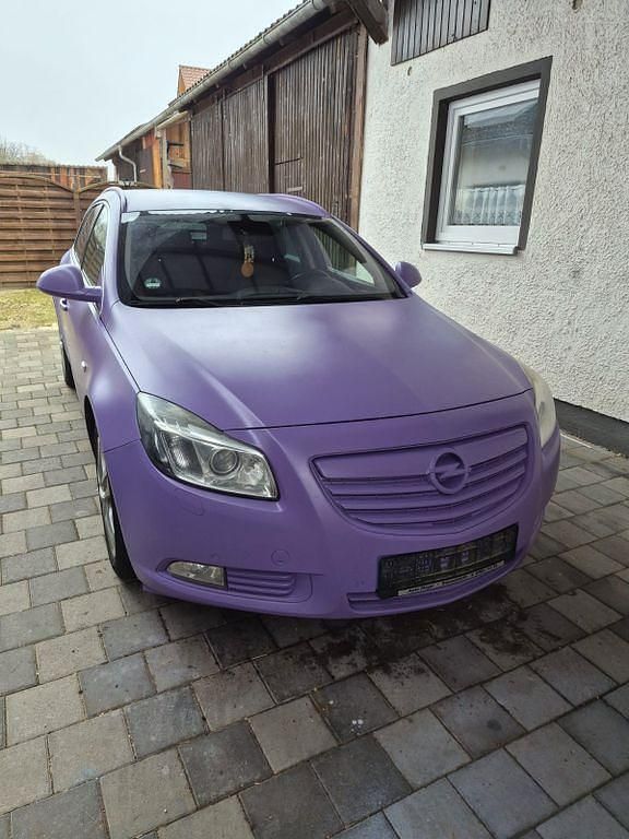 Gebraucht Opel Insignia Edition 140 PS (102 kW) 2009 Violet Kombi