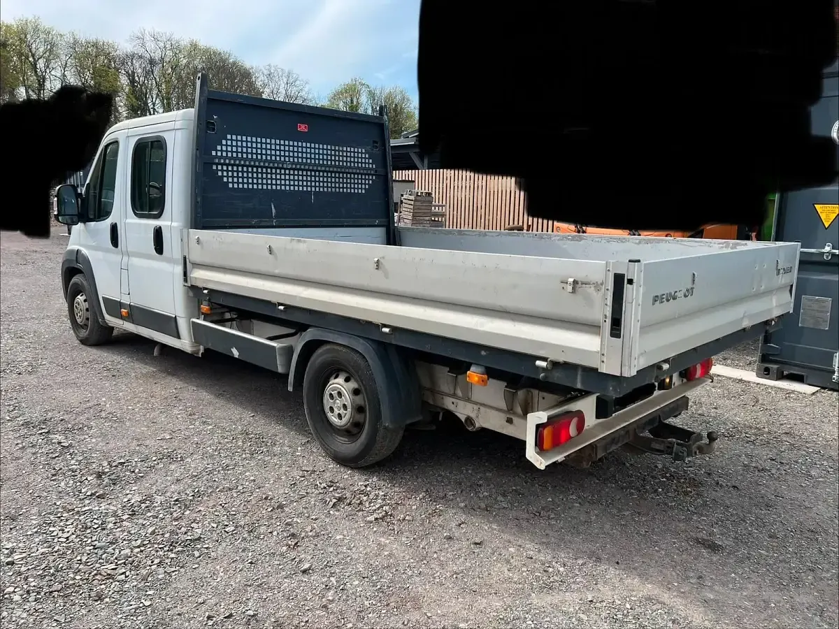 Gebraucht Peugeot Boxer 130 PS (95 kW) 2015 Weiß Van