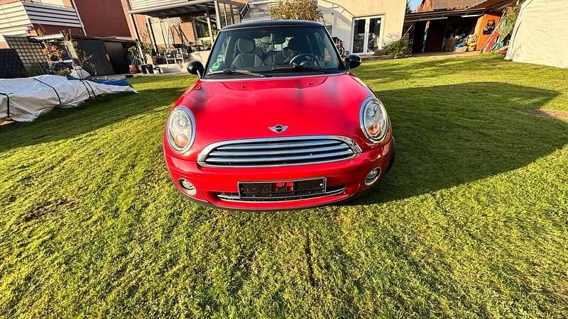 Rot Gebraucht 2008 Mini Cooper Kleinwagen | 3.500 € (Fairer Preis) - Bild 1/4
