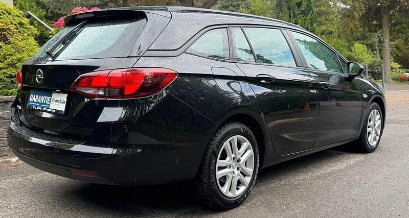 Gebraucht Opel Astra 131 PS (96 kW) 2020 Schwarz Kombi