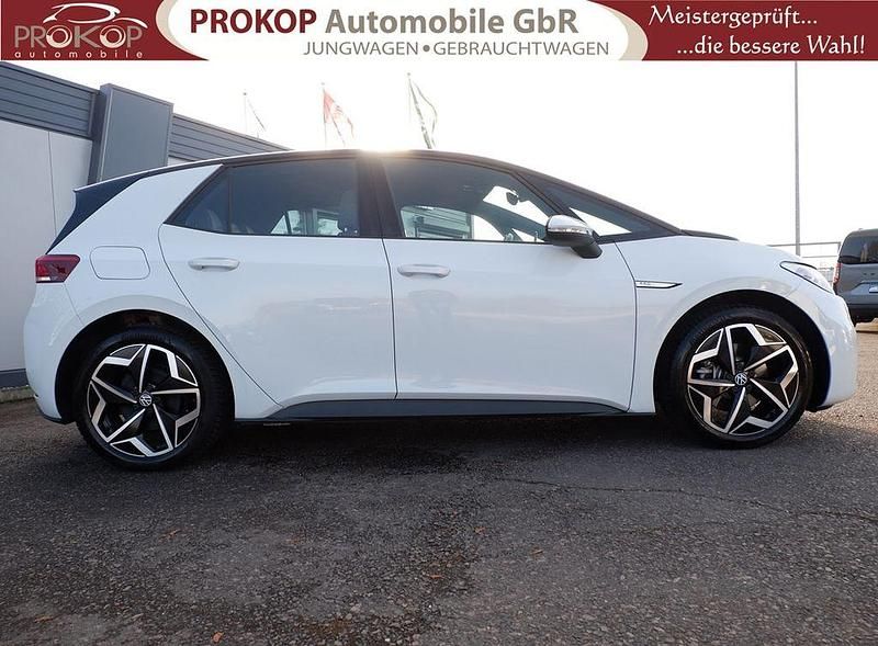 Gebraucht VW ID.3 Pro 106 kW (145 PS) 2022 Weiß Kleinwagen