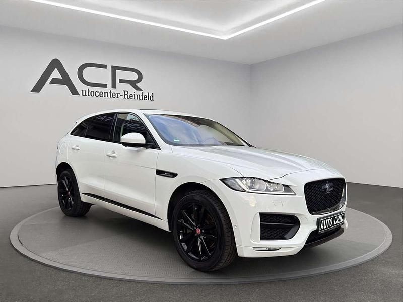 Weiß Gebraucht 2018 Jaguar F-Pace R-Sport SUV | 23.990 € (Fairer Preis) - Bild 1/4