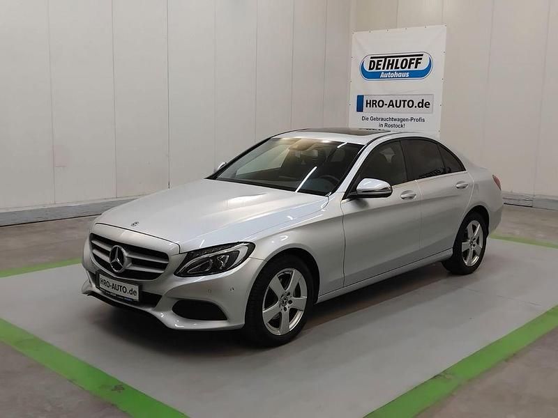 Gebraucht Mercedes C180 156 PS (114 kW) 2018 Silber Limousine