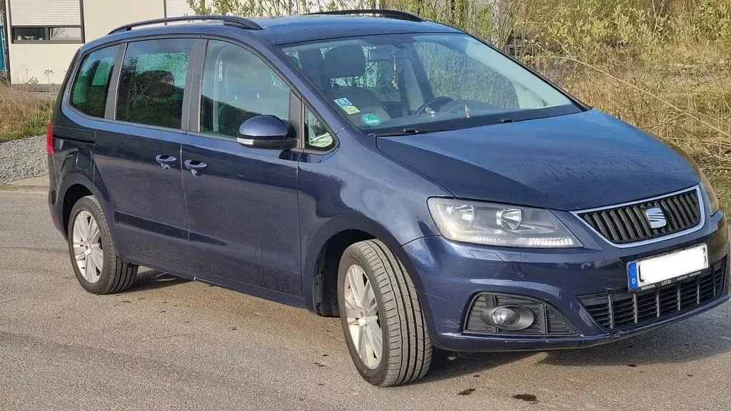 Second-hand Seat Alhambra 140 CP (102 kW) 2014 Albastru Monovolum
