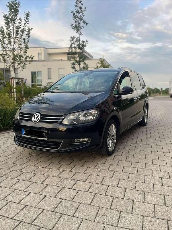Schwarz Gebraucht 2012 VW Sharan Highline Van / Kleinbus | 12.500 € (Fairer Preis) - Bild 1/4