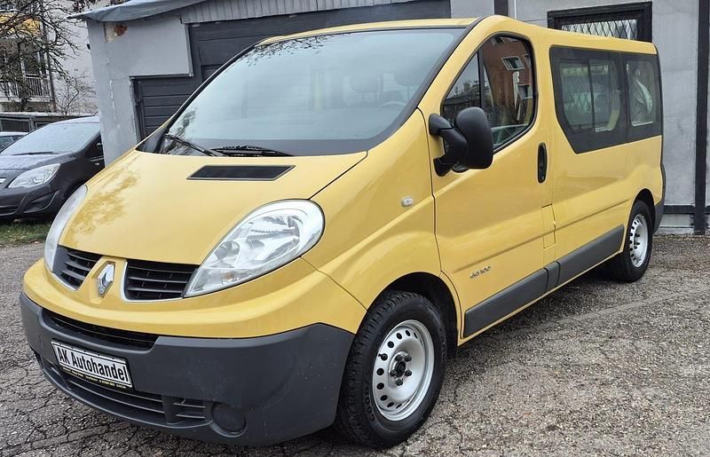 Gelb Gebraucht 2008 Renault Trafic Van / Kleinbus | 5.990 € - Bild 1/4