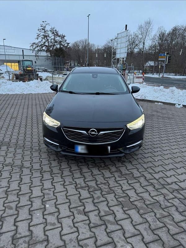 Gebraucht Opel Insignia Dynamic 136 PS (100 kW) 2018 Schwarz Kombi