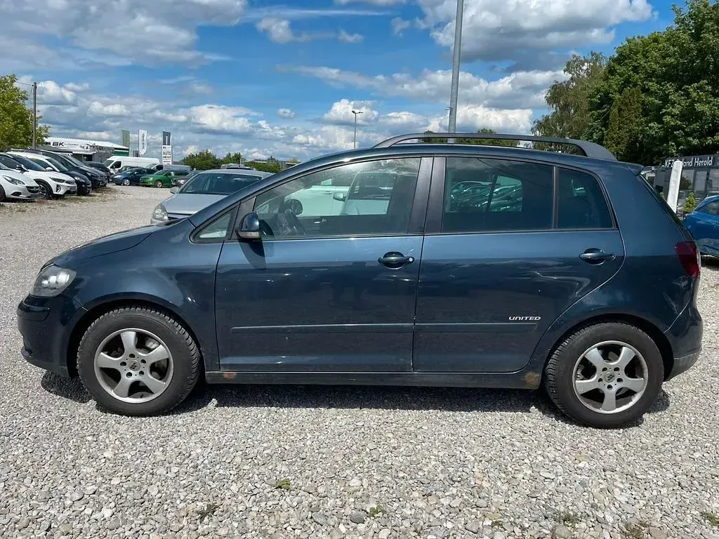 Second-hand VW Golf VI United 122 CP (89 kW) 2008 Albastru Hatchback