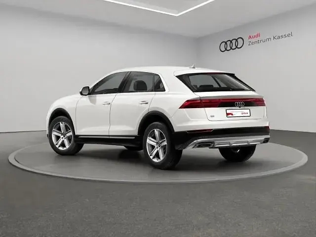 Neu Audi Q8 Ambiente 286 PS (210 kW) 2025 Weiß SUV