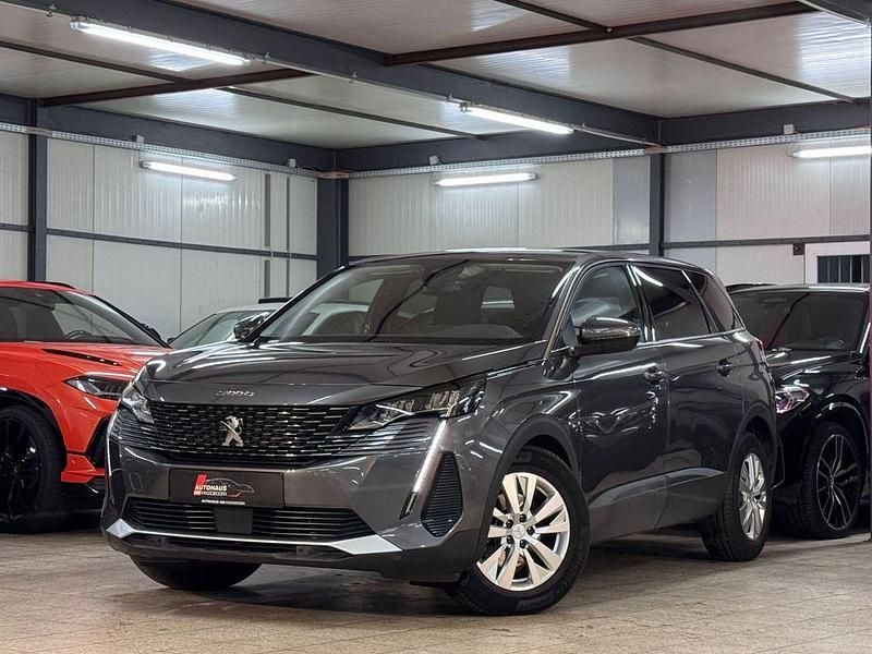 Gebraucht Peugeot 5008 Active 131 PS (96 kW) 2023 Grau SUV