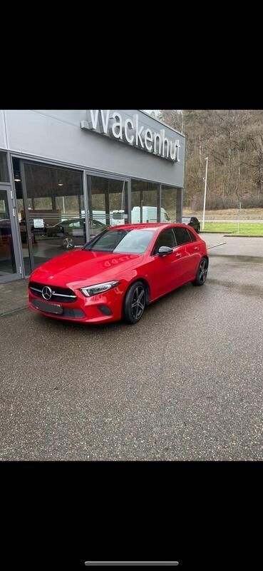 Rot Gebraucht 2019 Mercedes A220 Progressive Kleinwagen | 21.000 € (Fairer Preis) - Bild 1/4