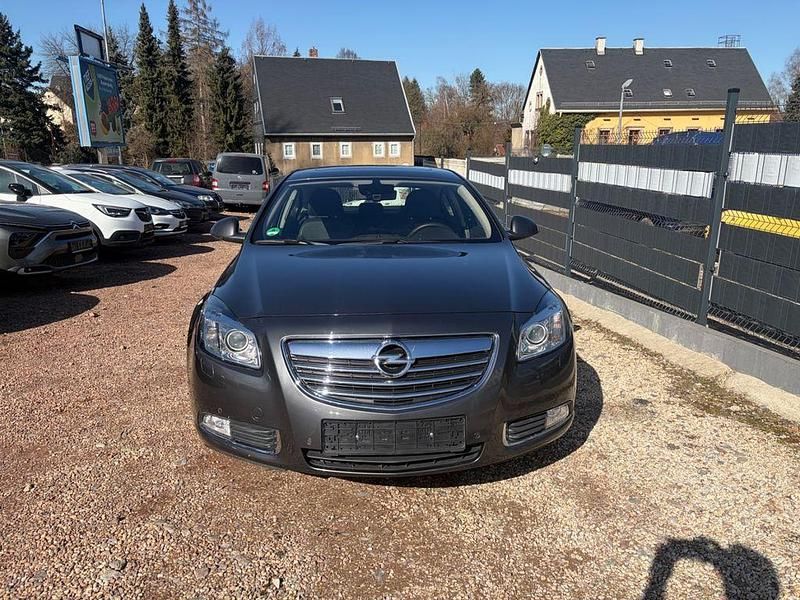 Gebraucht Opel Insignia 220 PS (161 kW) 2009 Grau Limousine