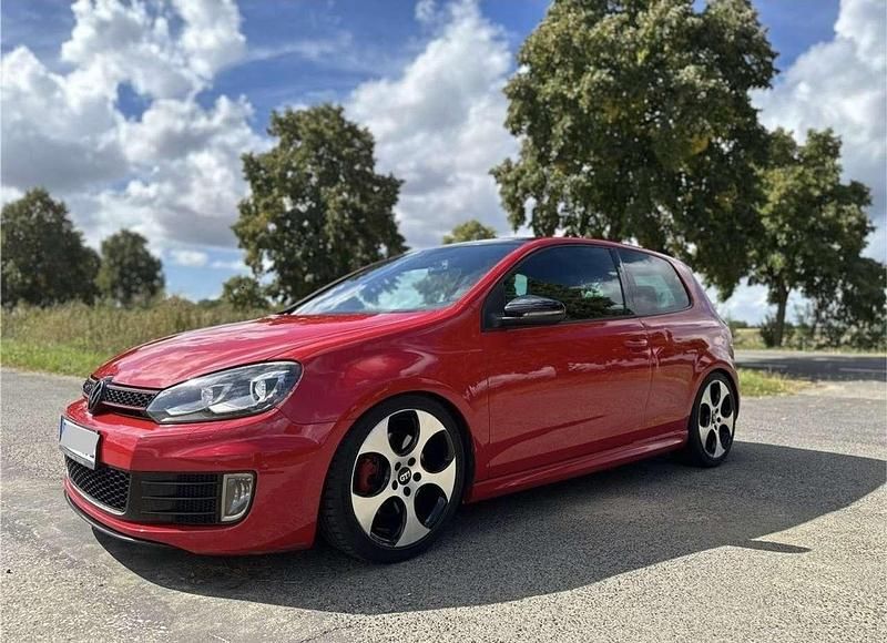 Gebraucht VW Golf VI GTI 211 PS (155 kW) 2011 Rot Kleinwagen