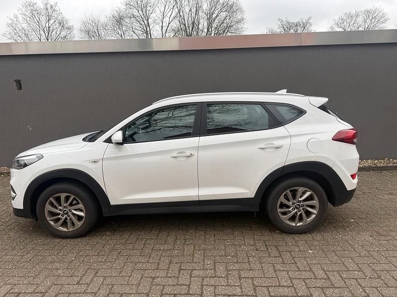 Gebraucht Hyundai Tucson 177 PS (130 kW) 2017 Weiß SUV
