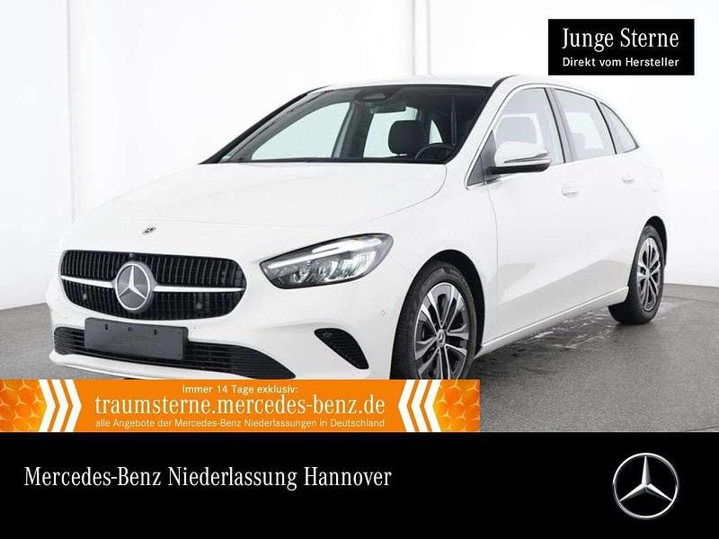 Polarweiß Gebraucht 2024 Mercedes B180 Progressive Van / Kleinbus | 29.590 € (Superpreis) - Bild 1/3