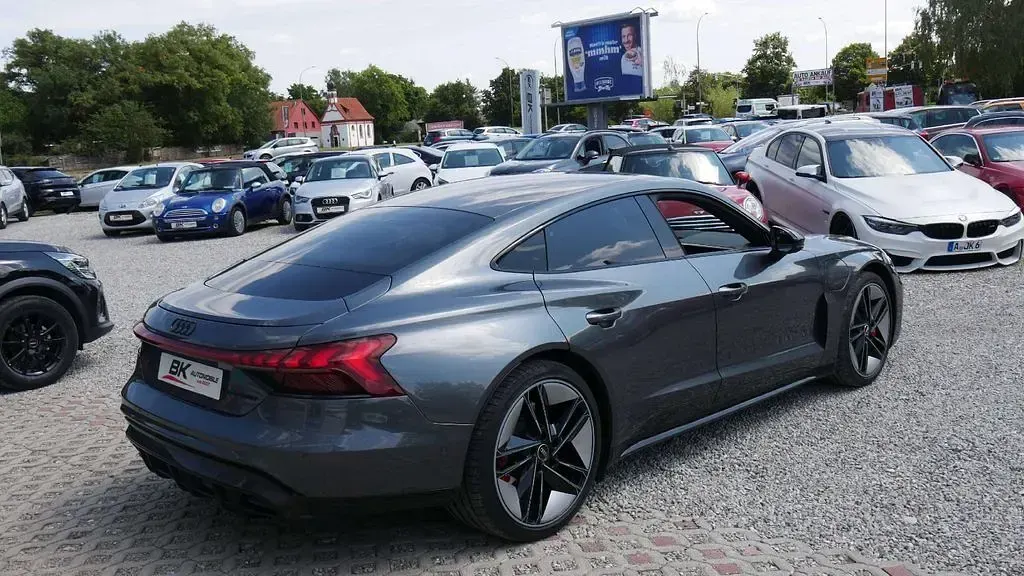 Gebraucht Audi RS e-tron GT Sport 439 kW (598 PS) 2021 Daytonagrau Limousine