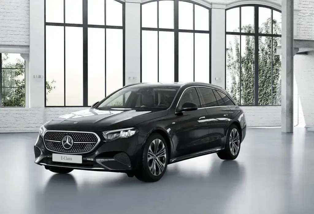 Gebraucht Mercedes E300 Avantgarde 204 PS (150 kW) 2025 Schwarz metalliclack obsidians Kombi