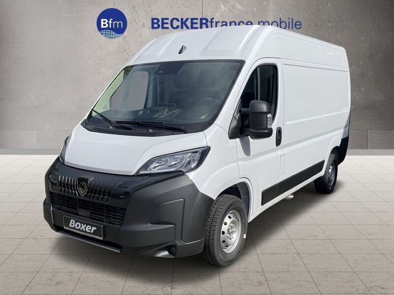 Weiß Gebraucht 2024 Peugeot Boxer Van | 26.990 € (Guter Preis) - Bild 1/4