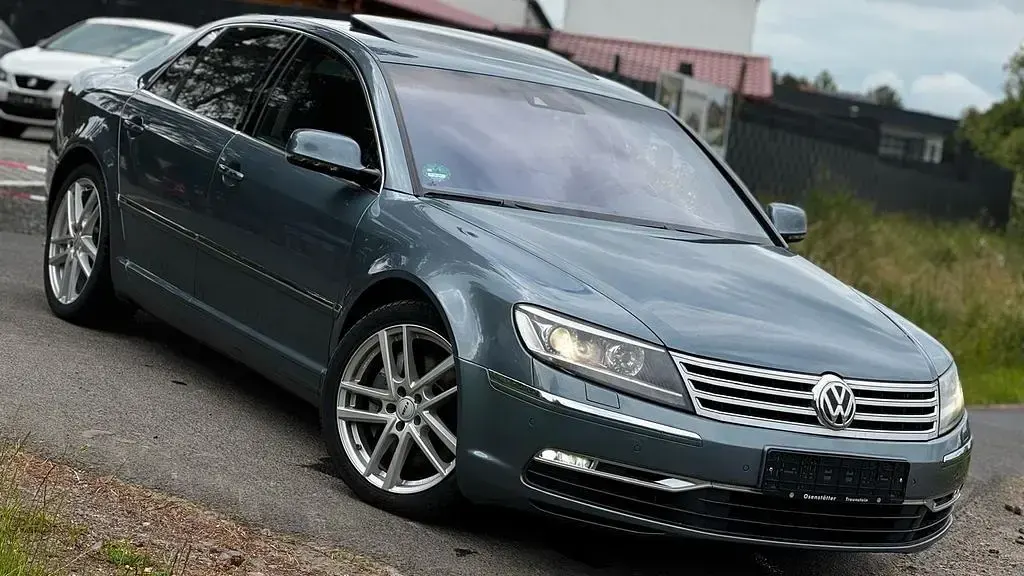 Gebraucht VW Phaeton Exclusive 239 PS (175 kW) 2013 Grau Limousine