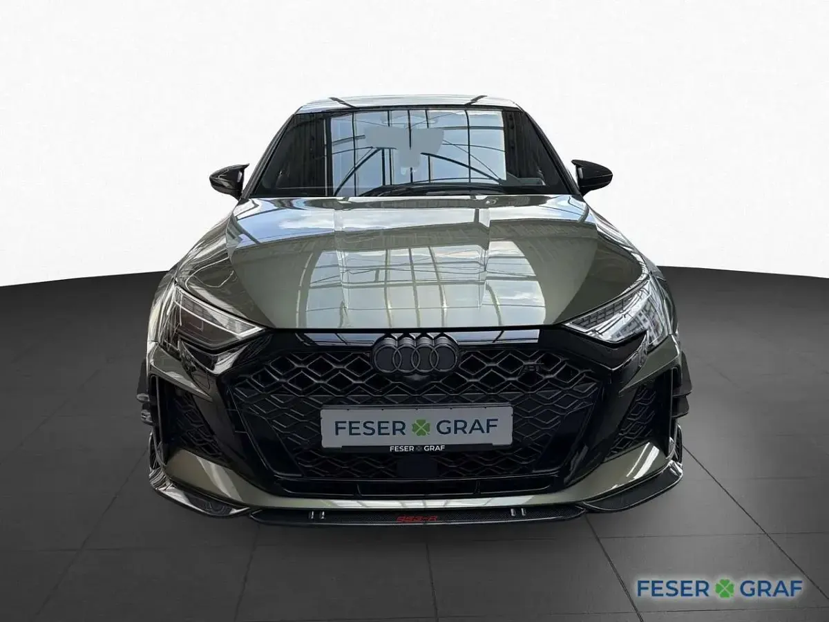 Neu Audi RS3 Ambiente 510 PS (375 kW) 2026 Individuallackierungen audi... Limousine