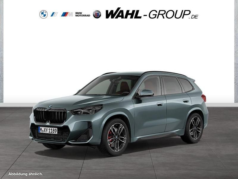Grün Gebraucht 2024 BMW X1 M Sport SUV | 53.890 € - Bild 1/4