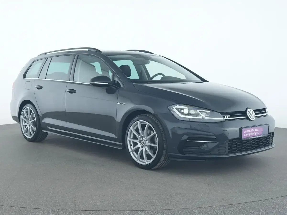 Second-hand VW Golf VIII Highline 150 CP (110 kW) 2020 Gri