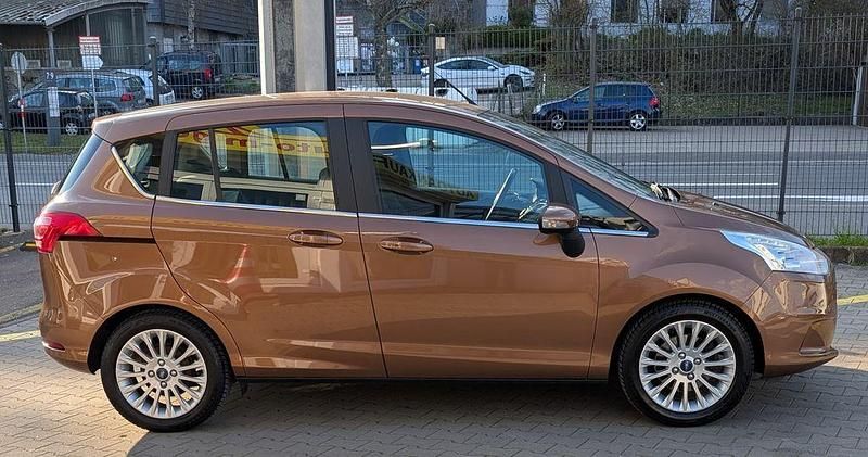 Gebraucht Ford B-MAX Titanium 120 PS (88 kW) 2012 Braun Van / Kleinbus