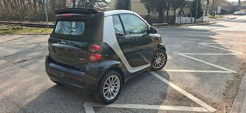 Gebraucht Smart ForTwo Cabrio 71 PS (52 kW) 2012 Schwarz Cabrio