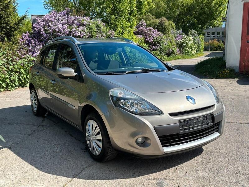 Gold Gebraucht 2010 Renault Clio GrandTour Dynamique Kombi | 4.990 € - Bild 1/4