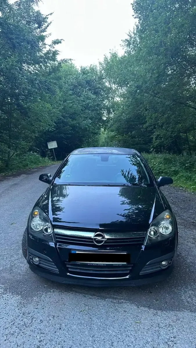 Gebraucht Opel Astra 120 PS (88 kW) 2006 Schwarz Limousine
