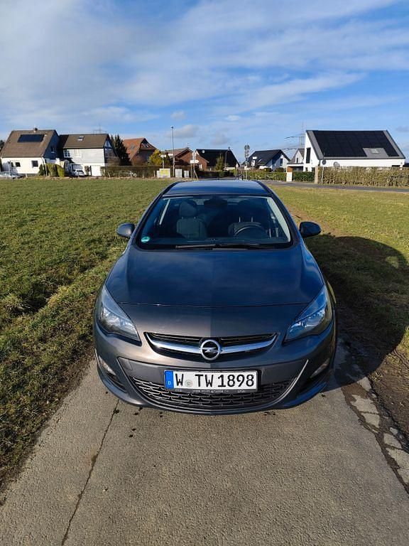 Gebraucht Opel Astra Eco 110 PS (80 kW) 2016 Grau Kombi