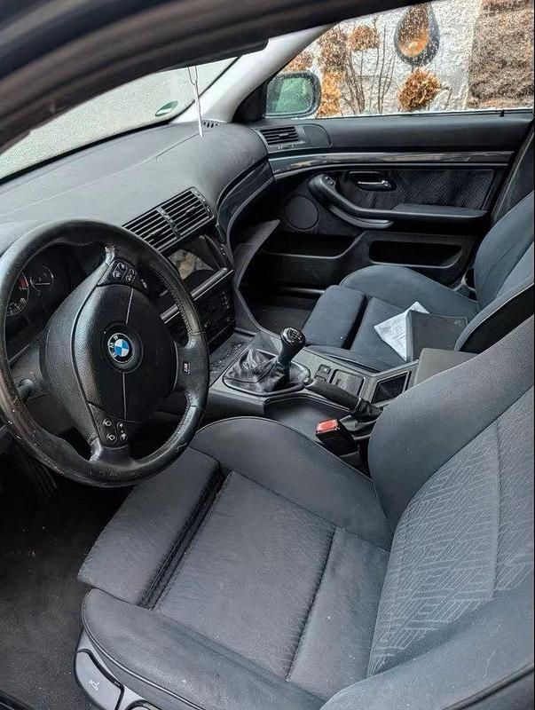 Gebraucht BMW 520 Basis 150 PS (110 kW) 2000 Grau Limousine