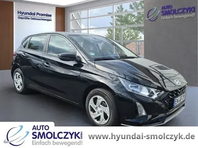 Gebraucht Hyundai i20 Select 101 PS (74 kW) 2025 Schwarz Limousine